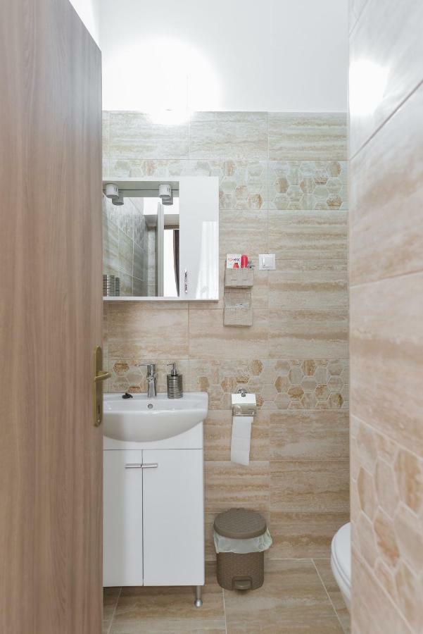 Casa Vlabisa Centru Hotell Cluj-Napoca Exteriör bild
