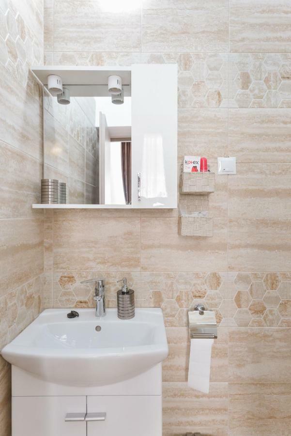Casa Vlabisa Centru Hotell Cluj-Napoca Exteriör bild